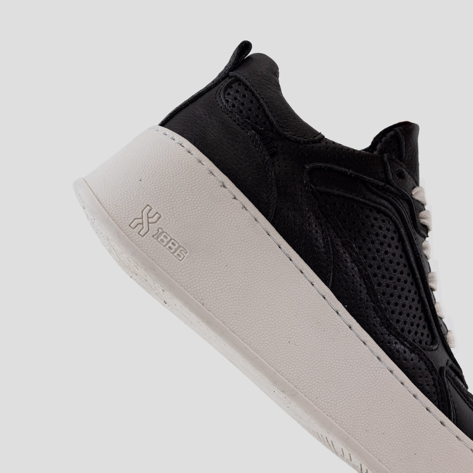 Bumpp In Black Chunky Sneakers 66416-A-01 - 05