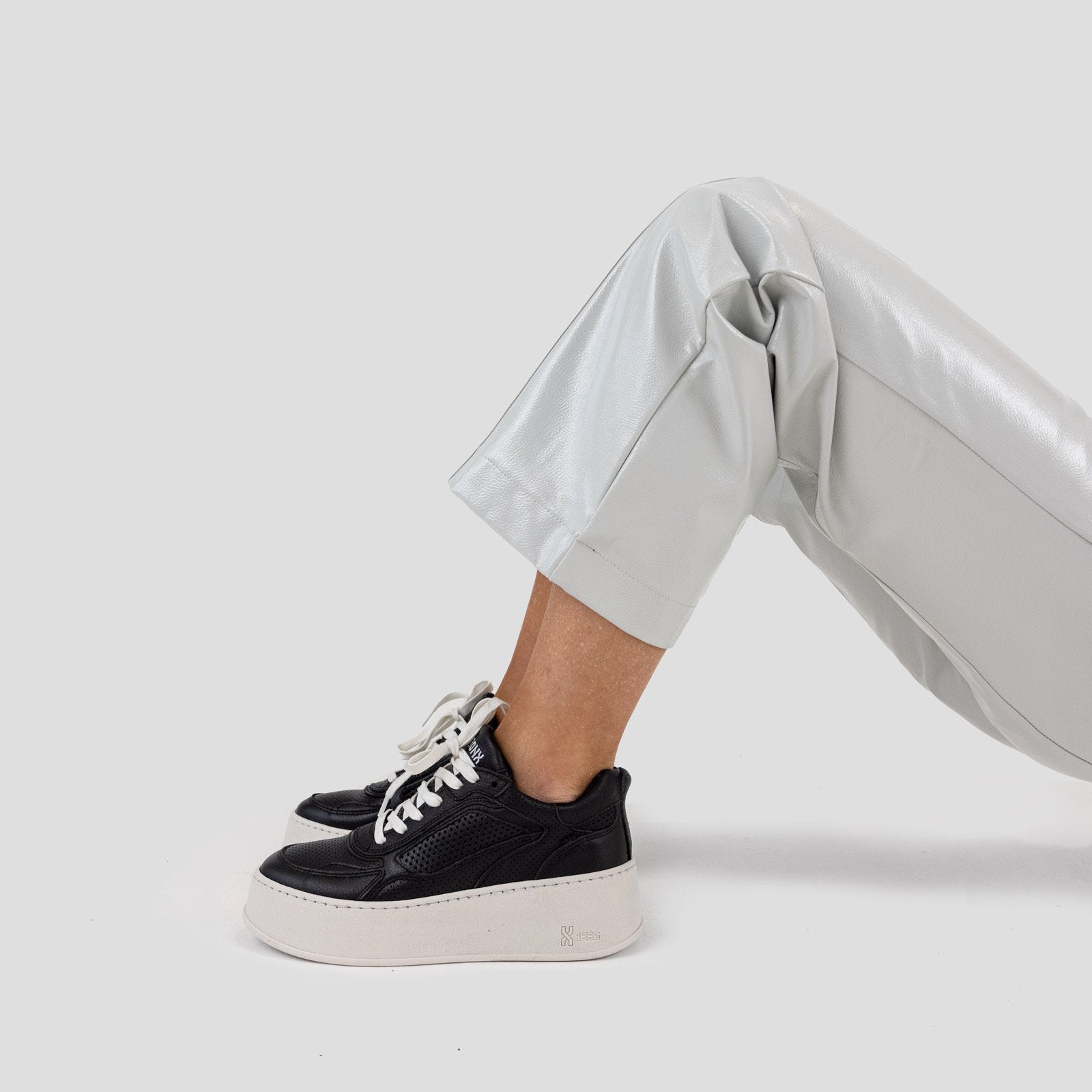Bumpp In Black Chunky Sneakers 66416-A-01 - 02