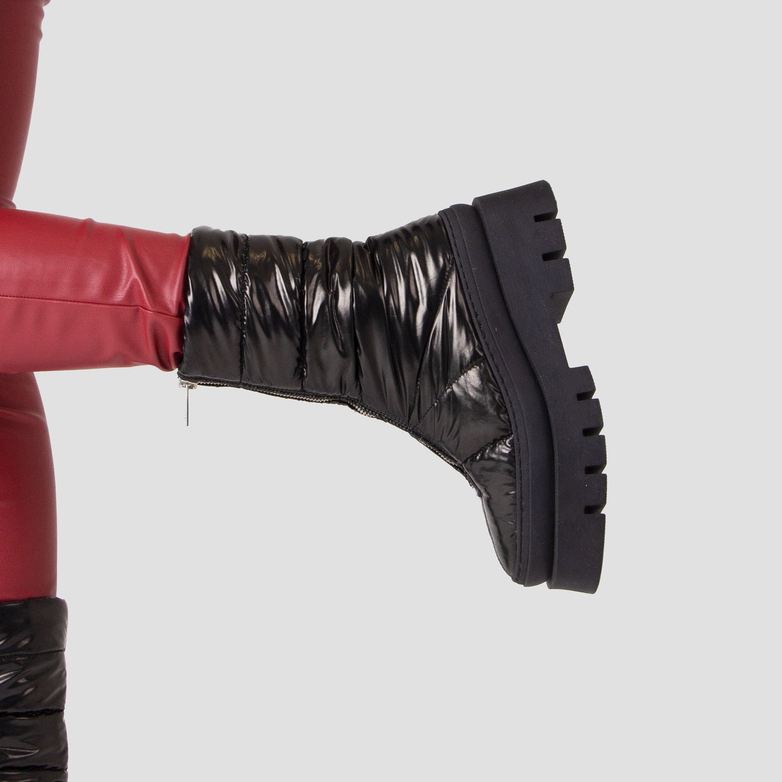 Evi-Ann Front Zip Black Chunky Boots 47379-P-01 -7