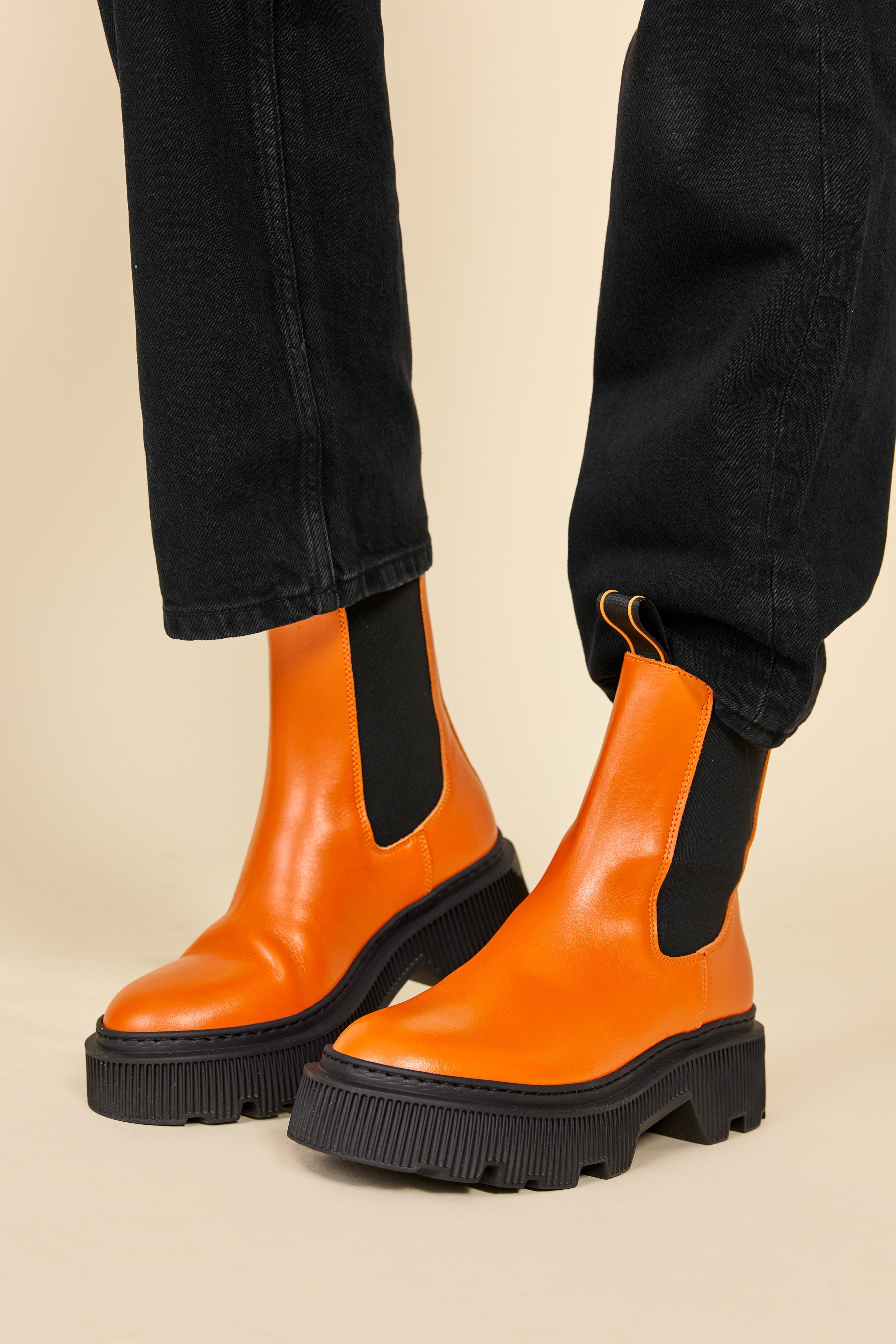 Trixy Orange Chelsea Boots LAST1632 - 10