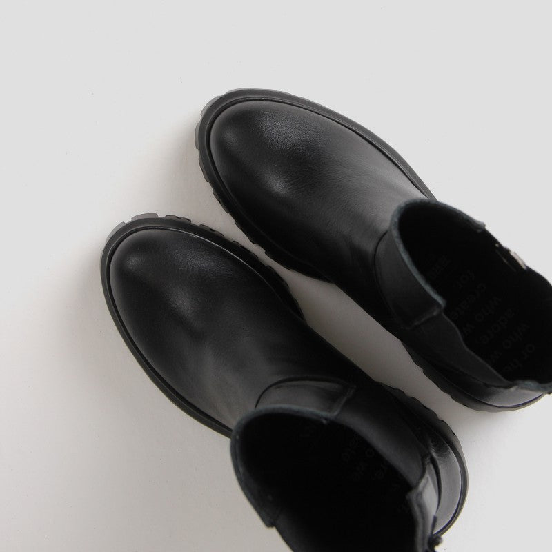 Curvy Chelsea Black Boots 47365-A01 - 07