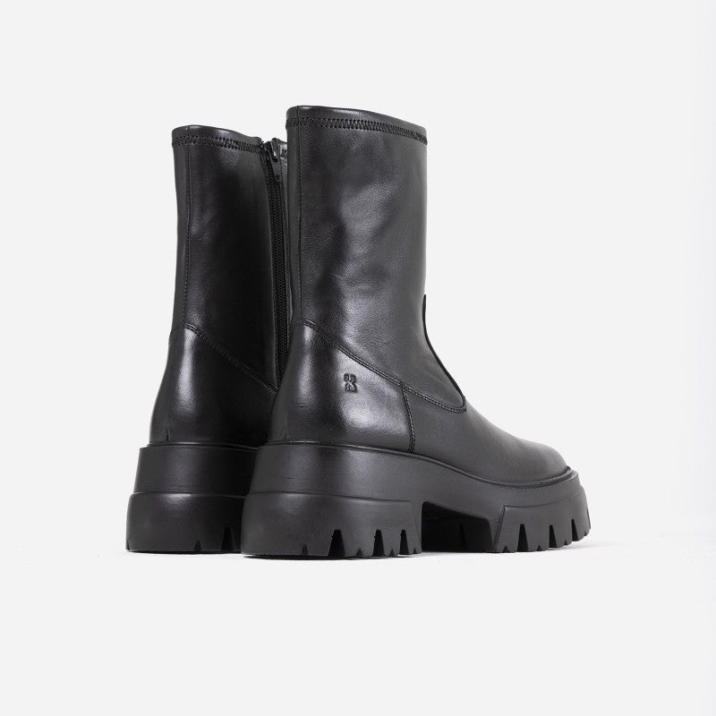 O Tizz Black Leather Ankle Boots Boots
