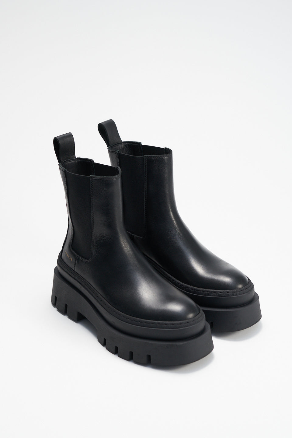 Vitello Black Black Chelsea Boots CPH686_BLACK-2