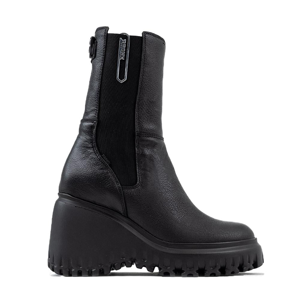 Curvy Chelsea Black Boots 47365-A01 - 01