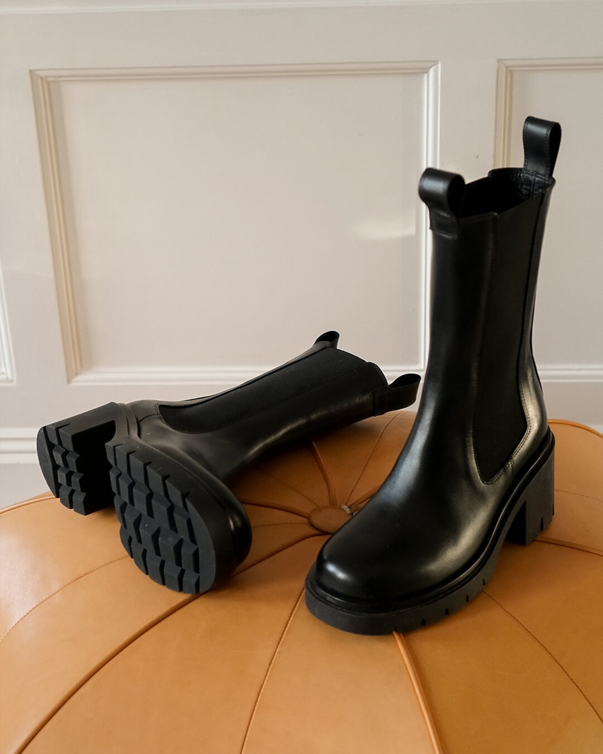 Lulu Black Leather Chelsea Boots 22020803501-015-BLACK -2