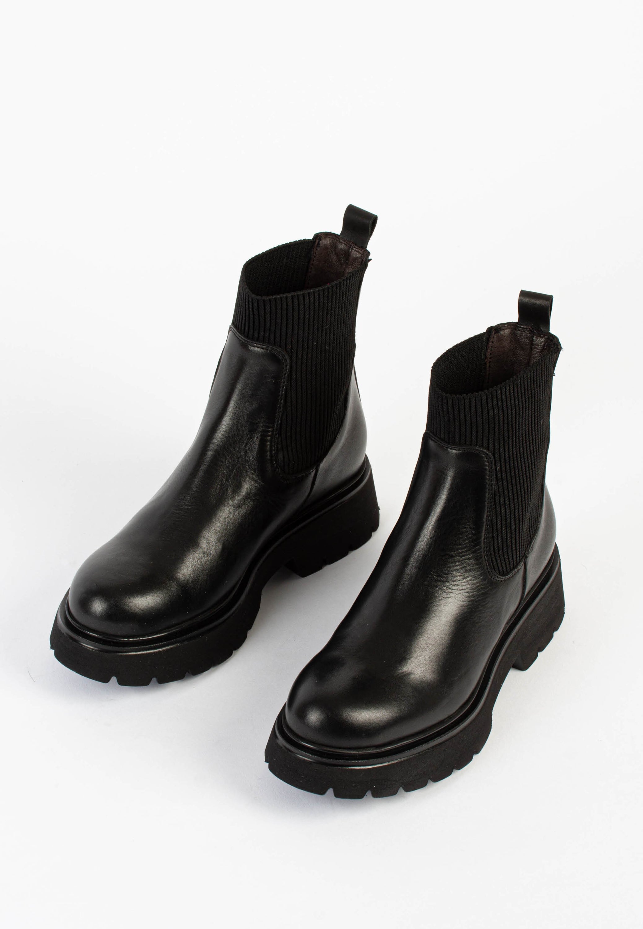 Lorrie Black Chelsea Boots LORRIE-BLK - 4
