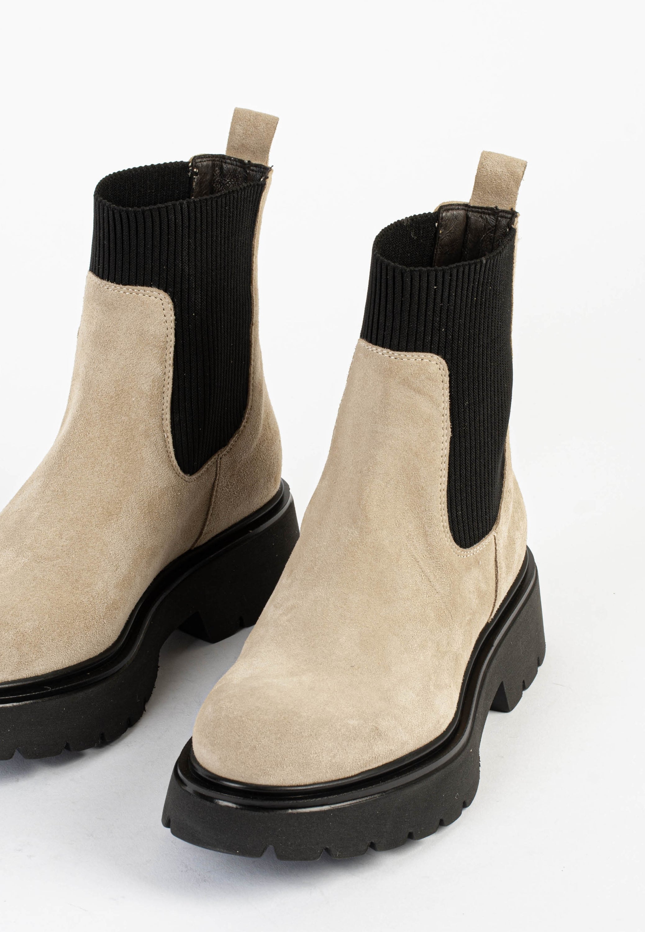 Lorrie Sand Suede Chelsea Boots LORRIE-SAND - 3а