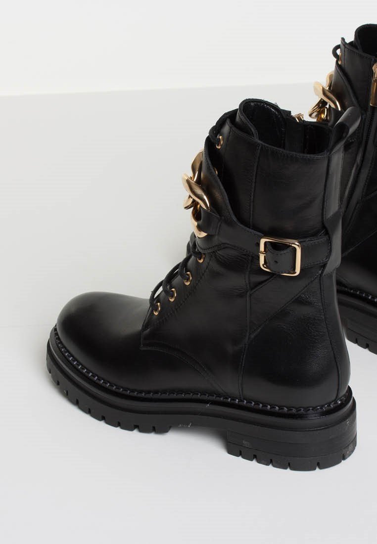 Maddy Black Combat Boots Maddy-Blk - 6