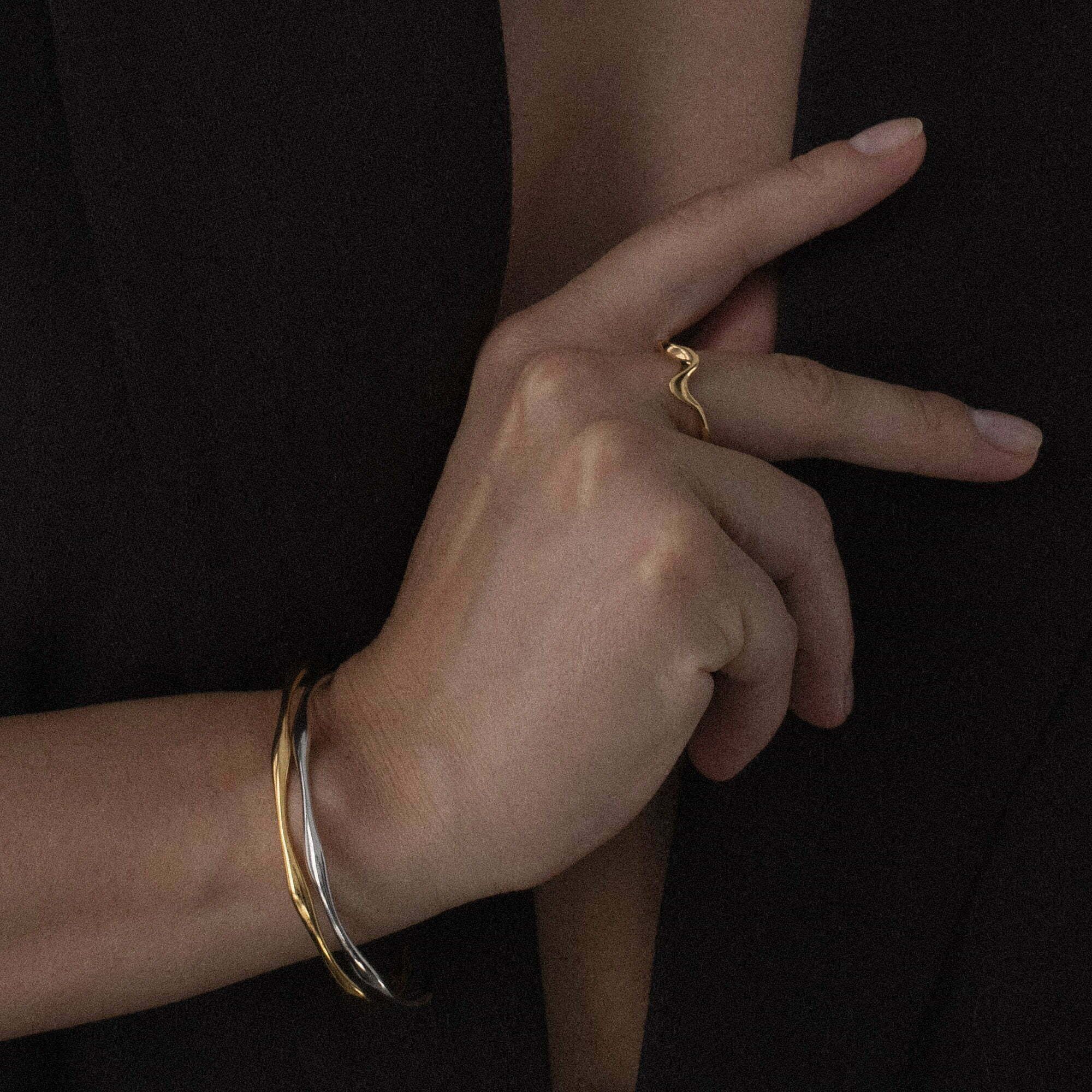 Waves Ring • 18K Gold Vermeil