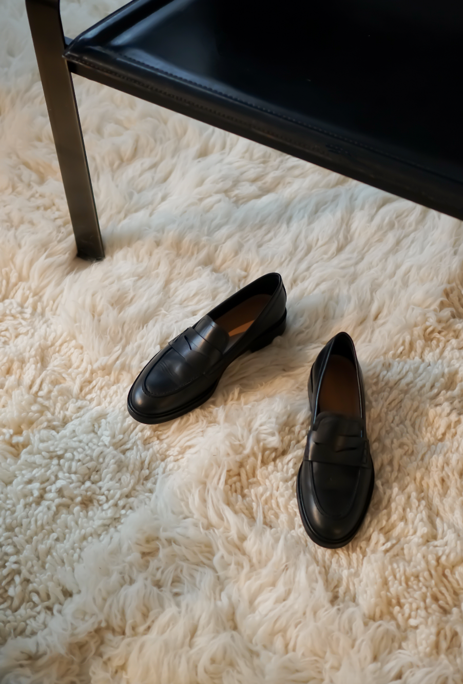 Sara Leather Black Loafer – Flattered