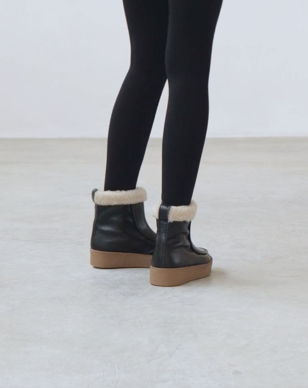 Simone Black Leather Winter Boots 22020923601-001 -7