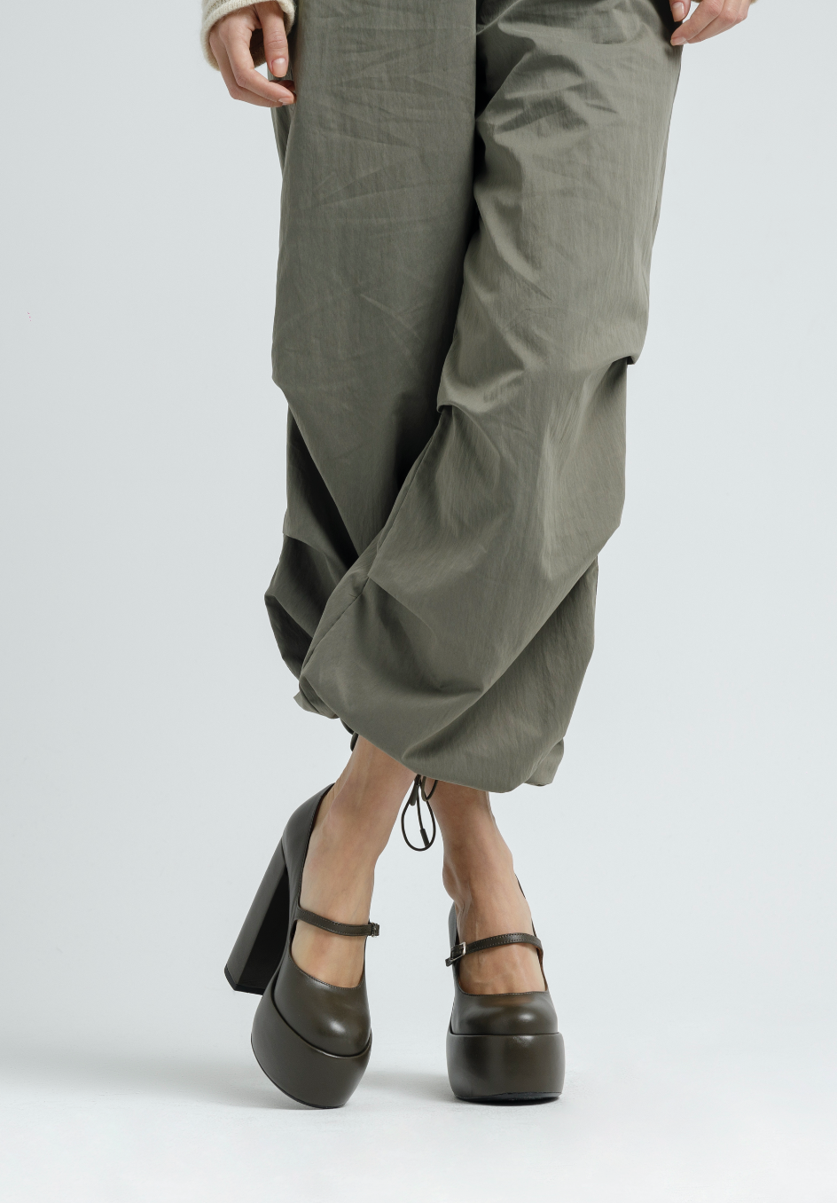 Sute Military Green Platform Pumps F902_ARMY - 10