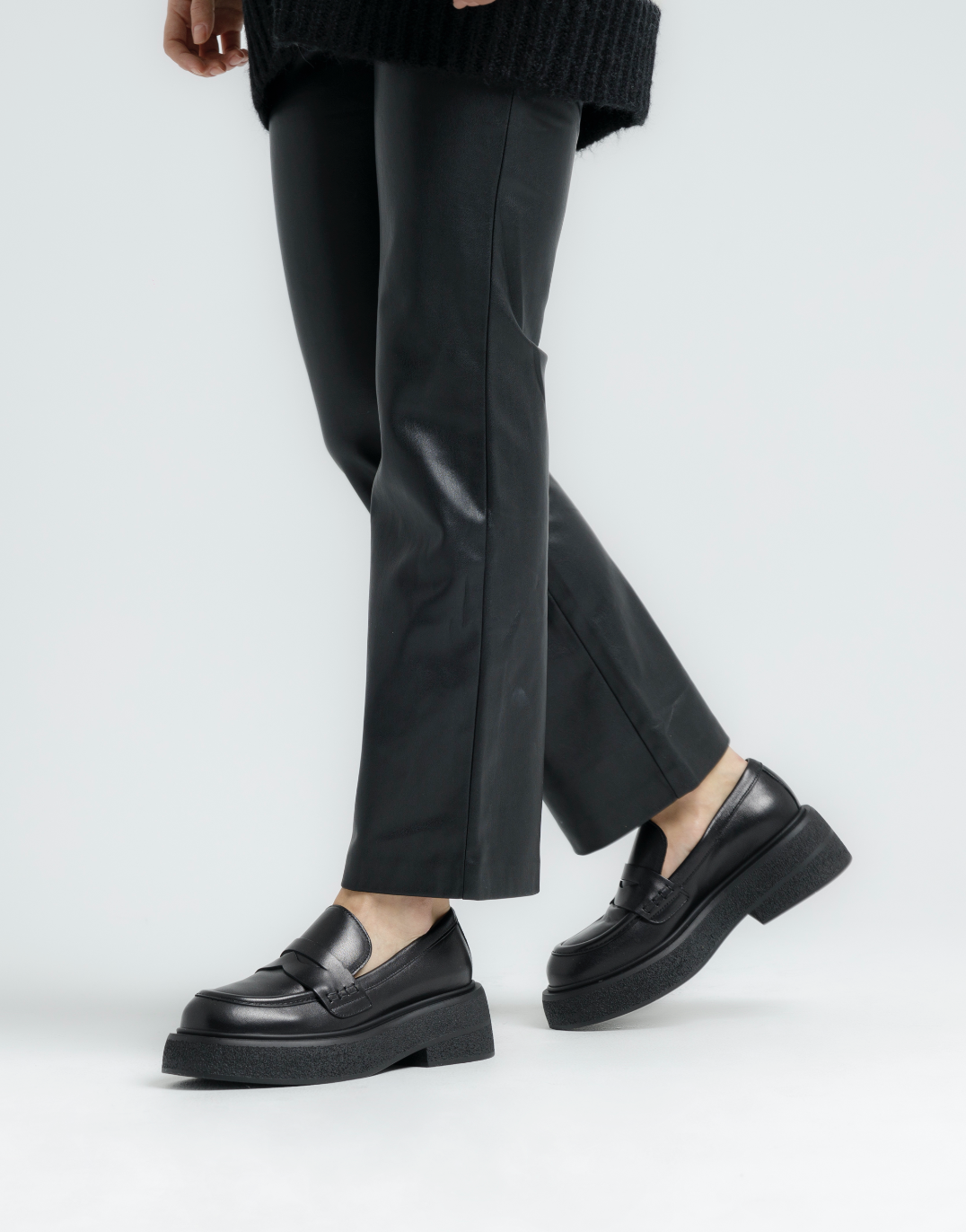 Mikka Black Leather Chunky Loafers D1304Black_BIS - 2