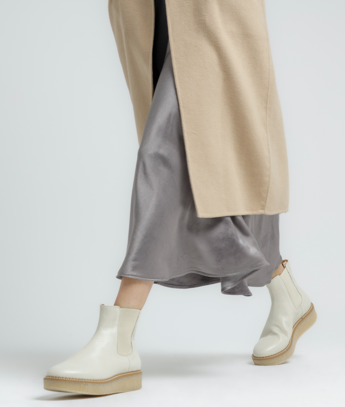 Machi Off White Leather Chelsea Boots 2005_OFF_WHITE - 2