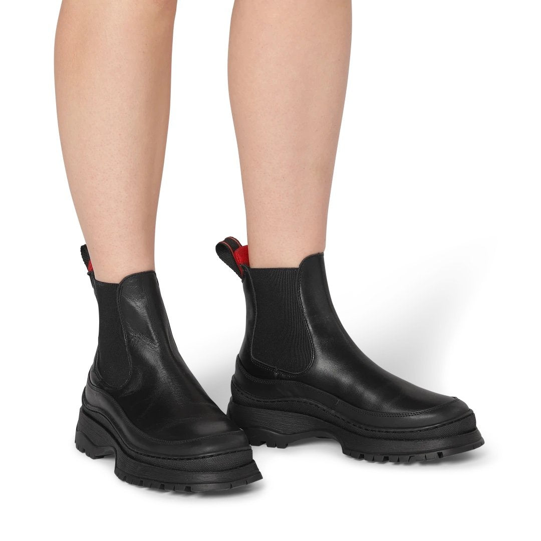 Trail Black Chelsea Boots LAST1374 - 04