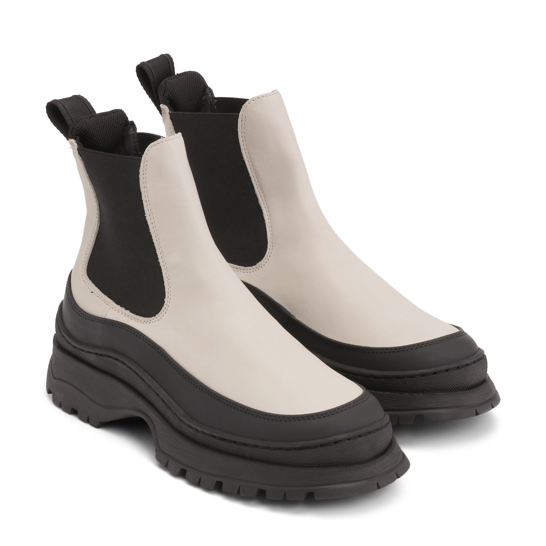 Trail Off White Chelsea Boots LAST1377 - 03