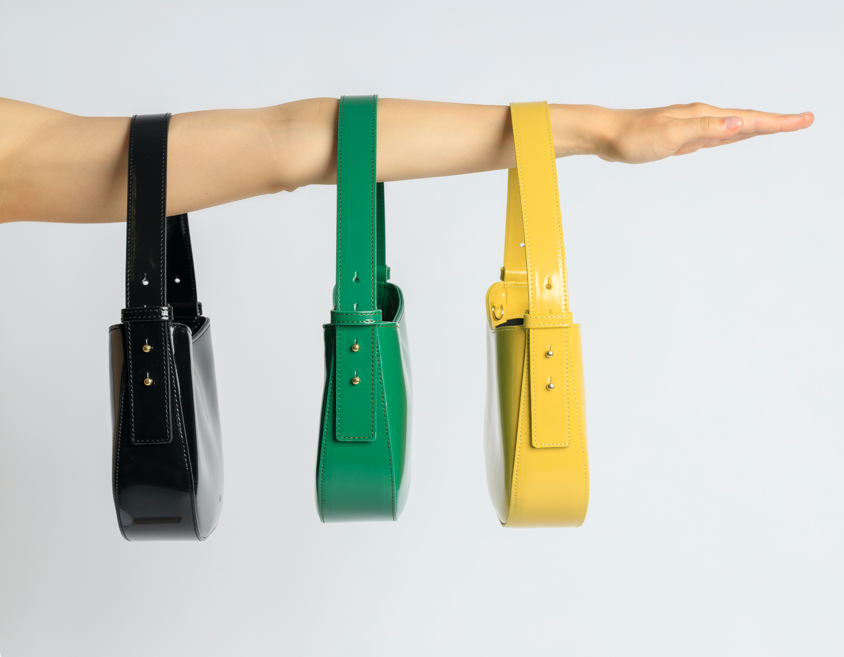 Mio Yellow Semi Patent Leather Shoulder Bag CL10678 GIALLO - 14