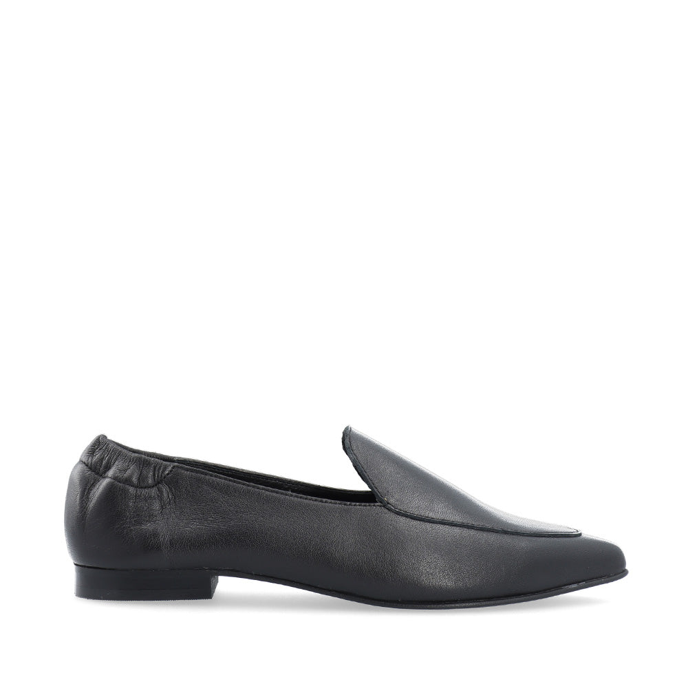 Biatracey Black Flat Leather Loafers Loafers