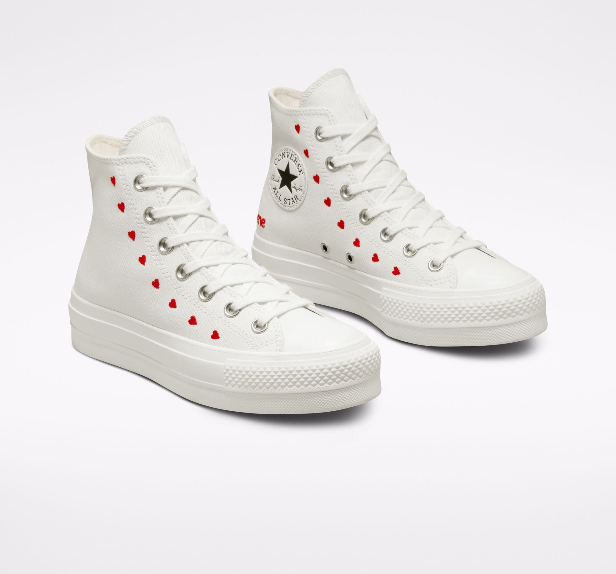Chuck Taylor All Star Lift Embroidered Hearts A01599C - 2
