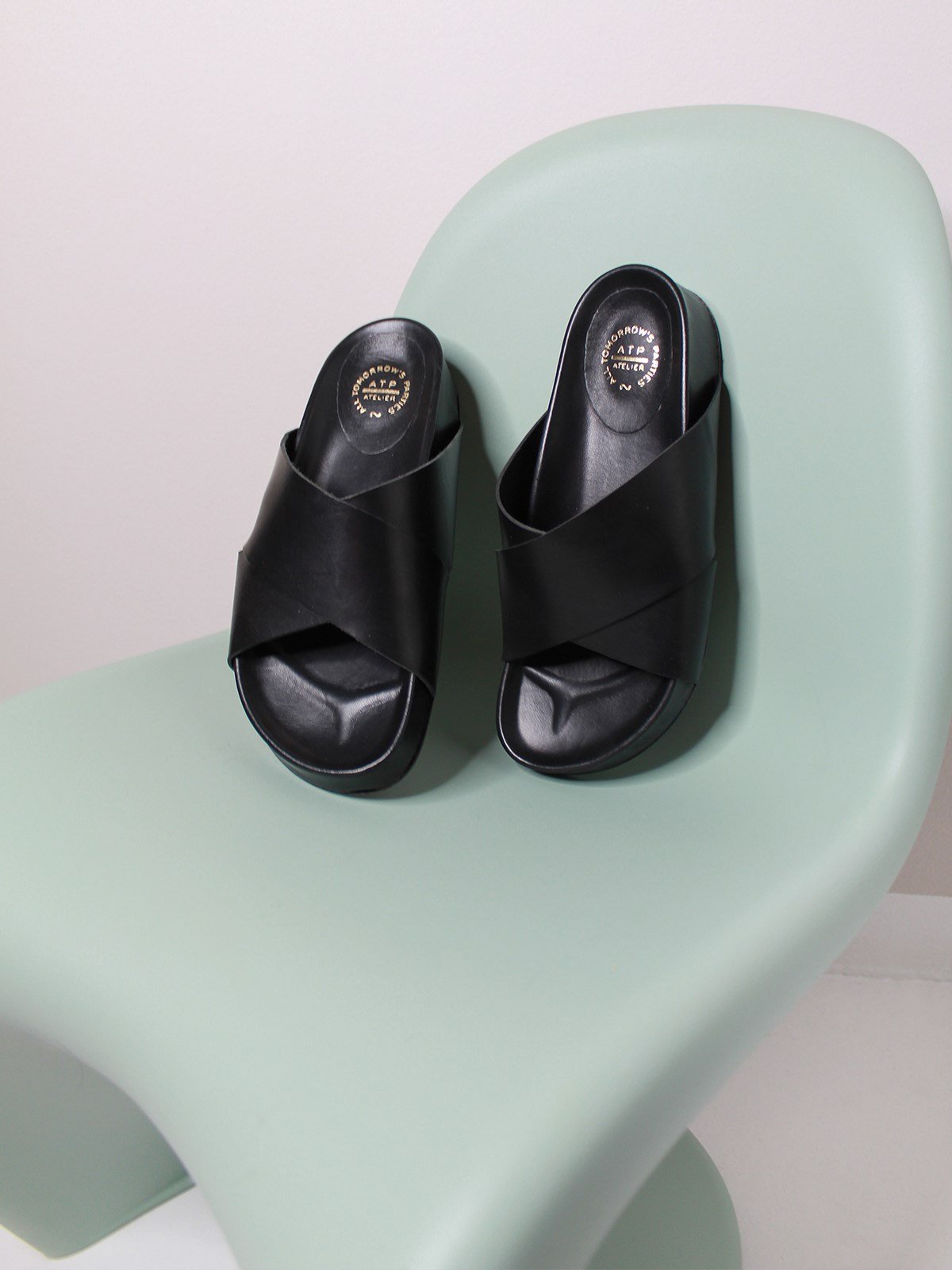 Urbino Black Leather Flat Sandals 111369 - 4