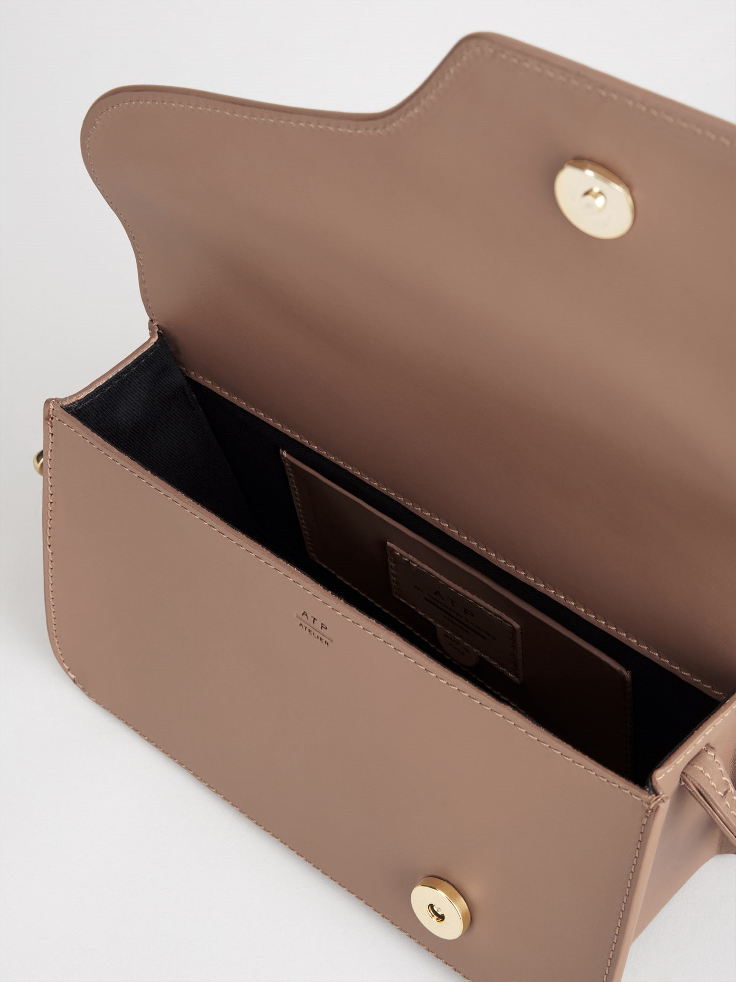 Assisi Hazelnut Crossbody Bag 111935 - 4
