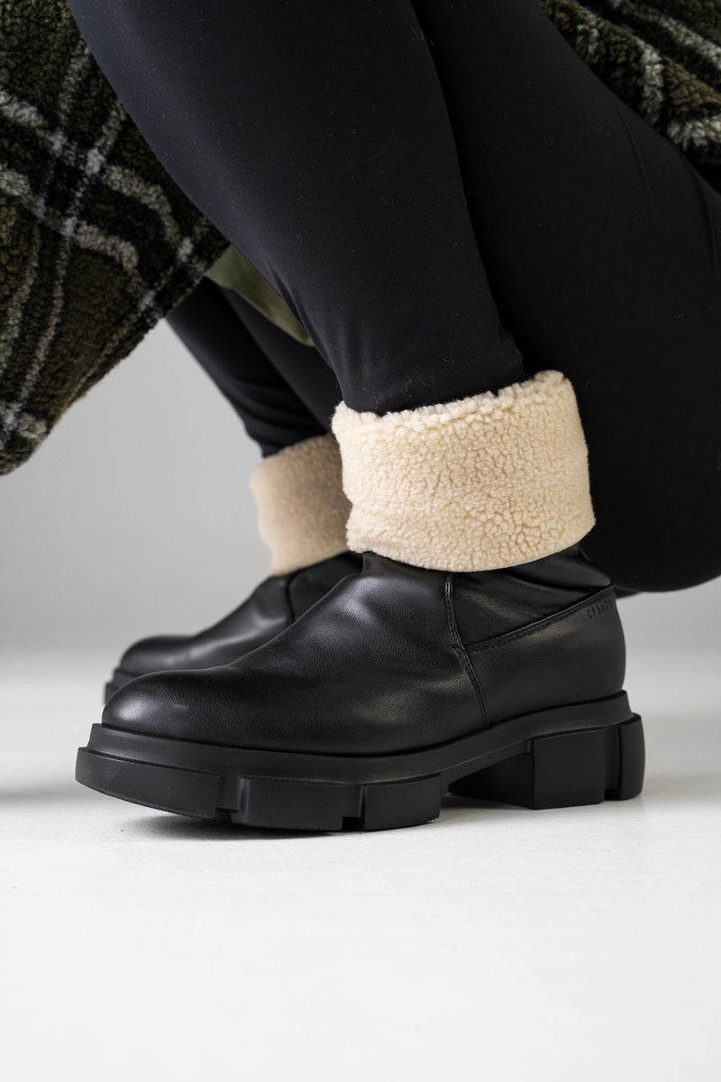 Vegan Teddy Nappa Black Ankle Boots CPH668BLACK - 2